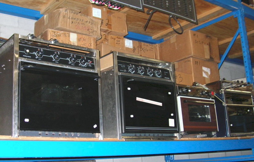 Stoves and ovens